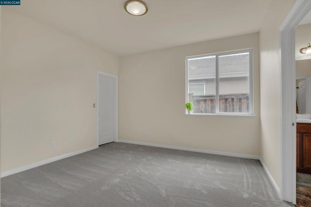 816 Pathfinder Property Photo 29