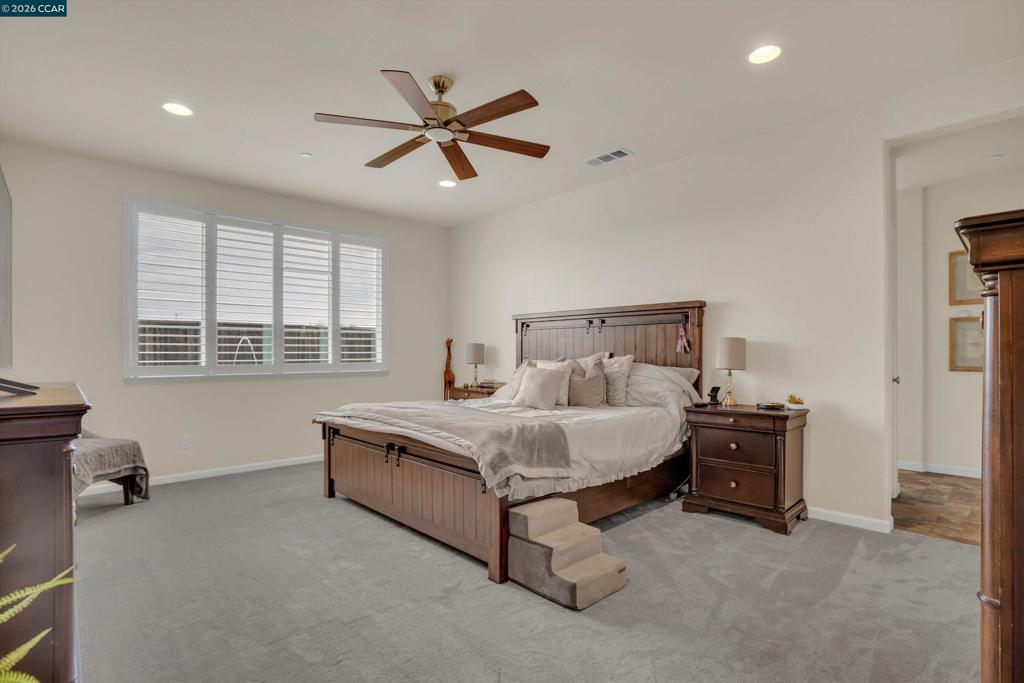 816 Pathfinder Property Photo 30