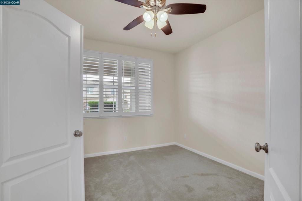 816 Pathfinder Property Photo 41