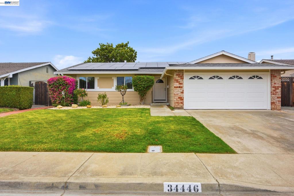 34446 Helston Pl. Property Photo 1