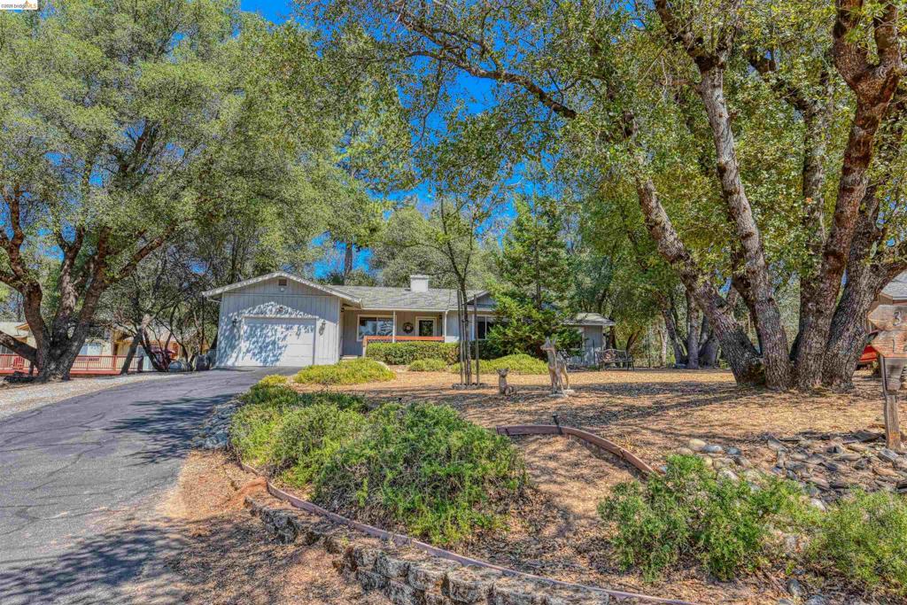12888 Green Valley Cr Property Photo 1