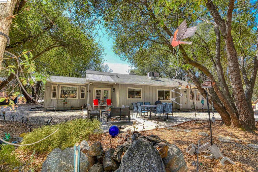 12888 Green Valley Cr Property Photo 4