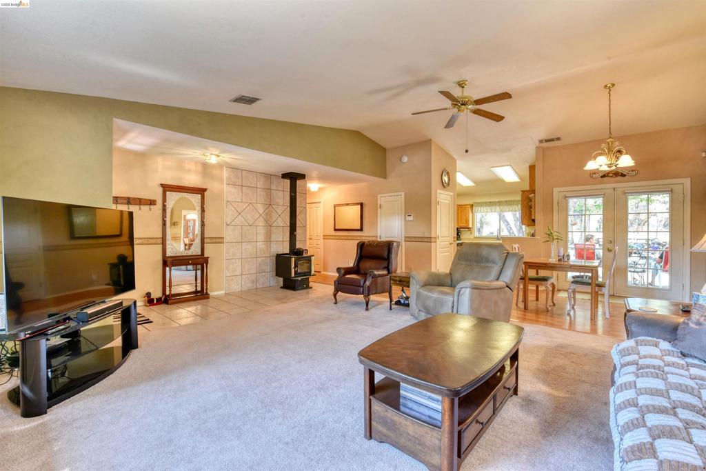 12888 Green Valley Cr Property Photo 10