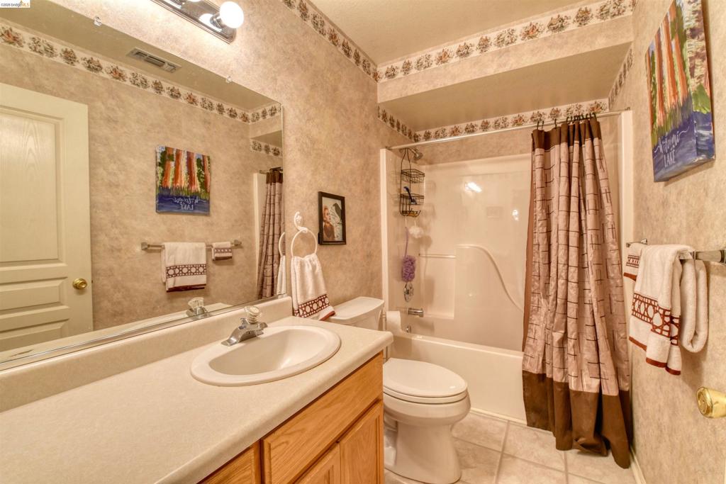 12888 Green Valley Cr Property Photo 22