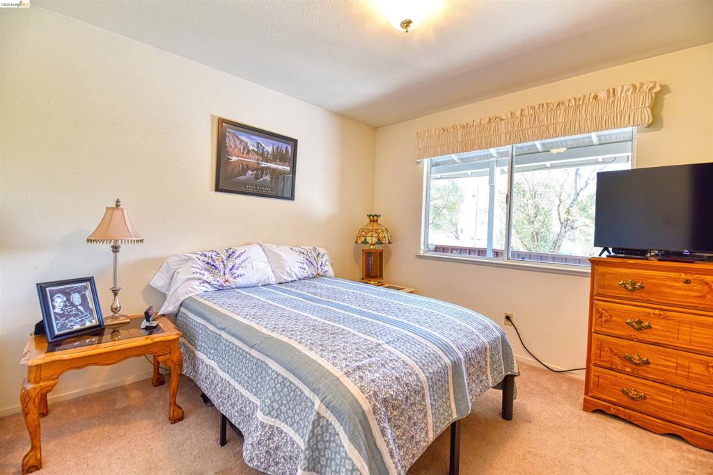 12888 Green Valley Cr Property Photo 23