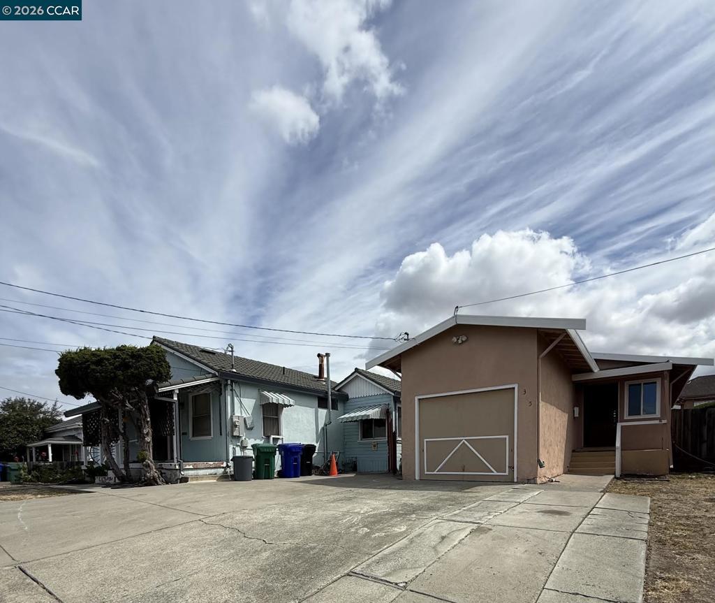 365 Pinole Ave Property Photo 1