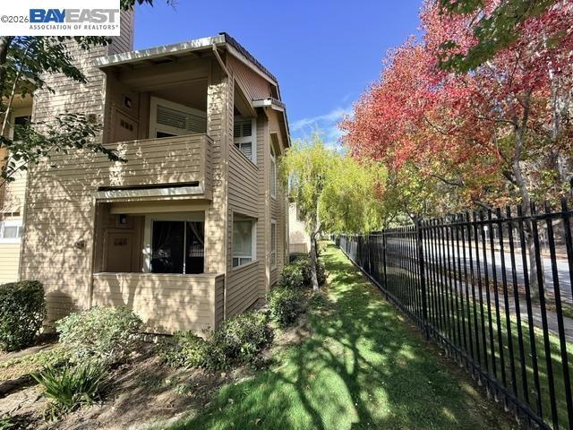 5246 Tacoma Cmn Property Photo 3