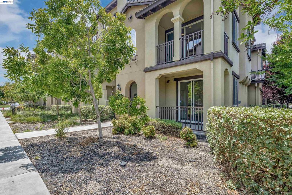 1139 Genco Terrace Property Photo 1