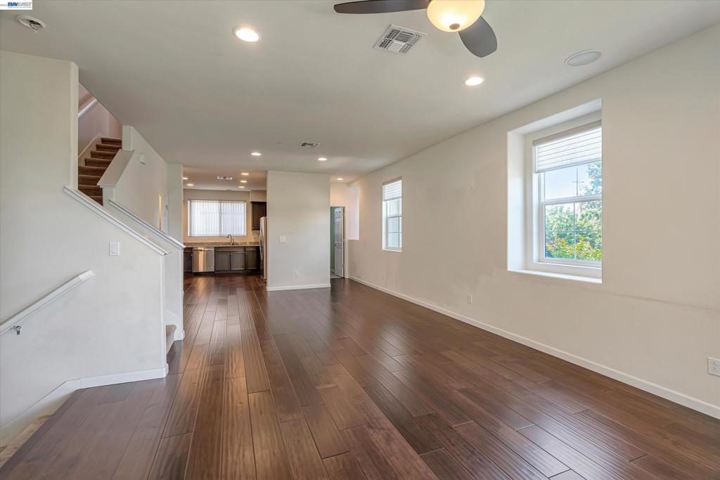 1139 Genco Terrace Property Photo 6