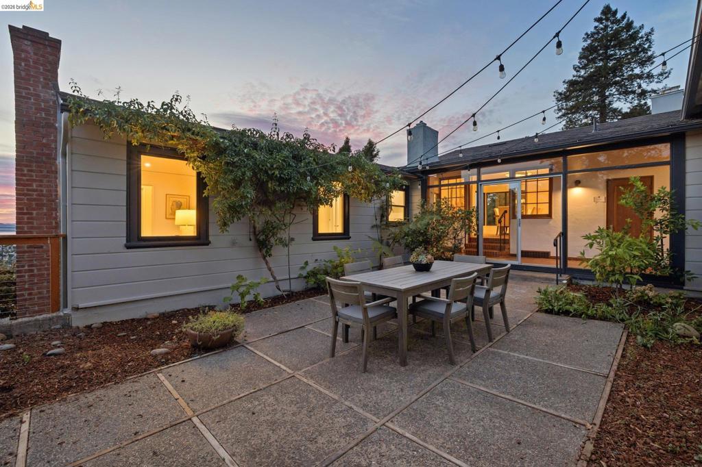 38 Highgate Property Photo 9