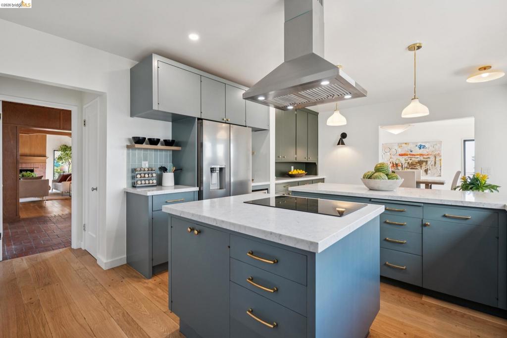 38 Highgate Property Photo 12