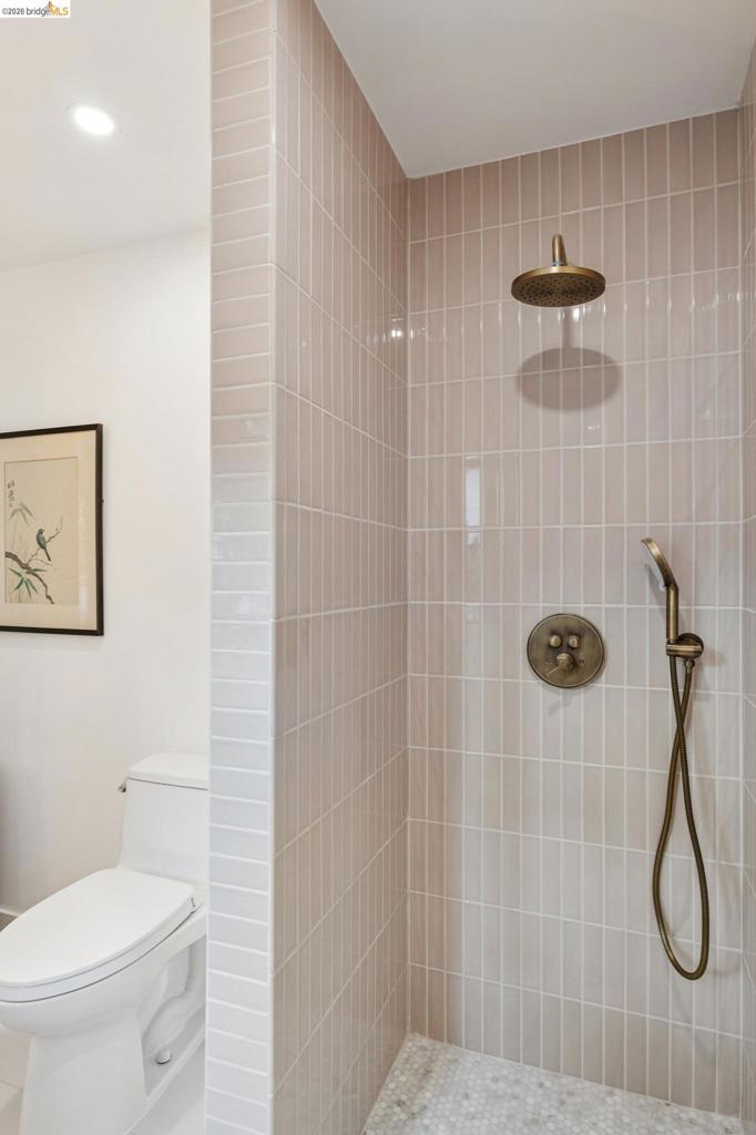 38 Highgate Property Photo 25