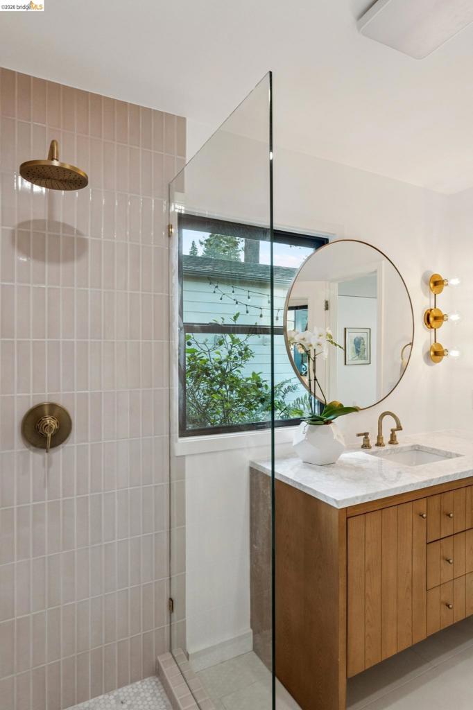 38 Highgate Property Photo 26