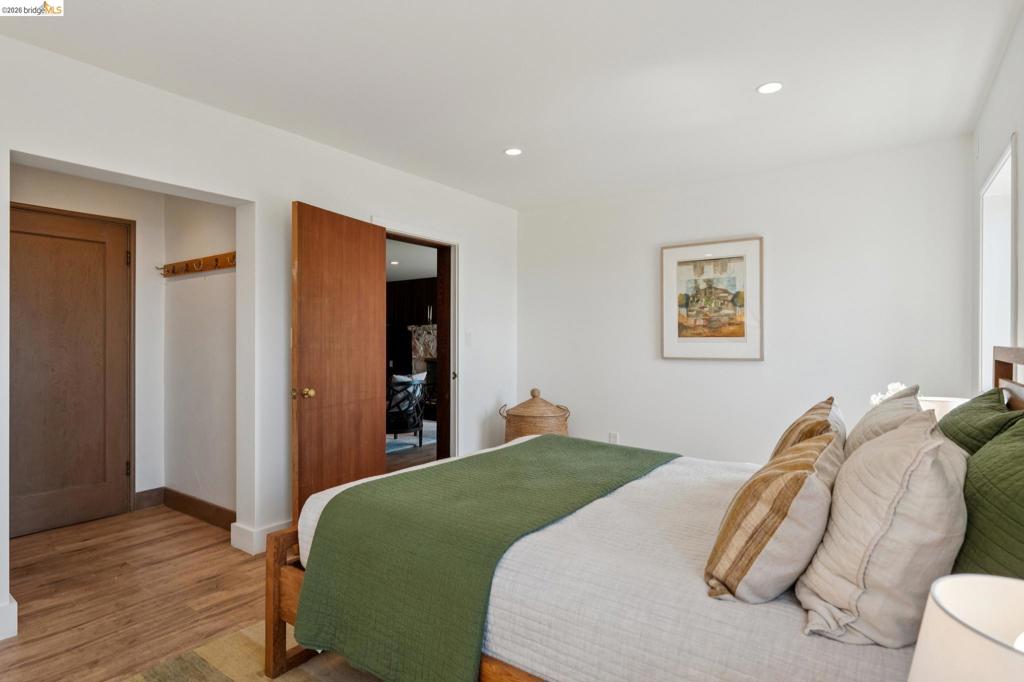 38 Highgate Property Photo 46
