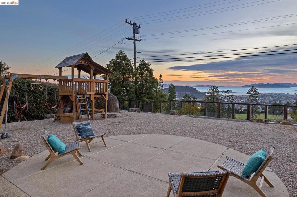 38 Highgate Property Photo 60