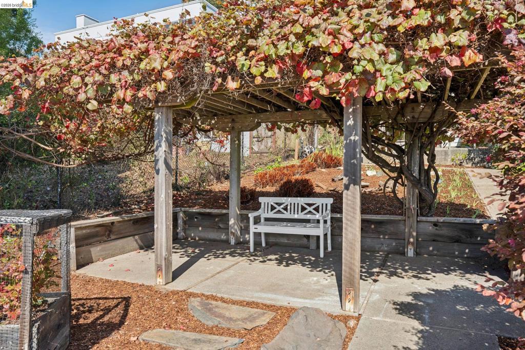38 Highgate Property Photo 63