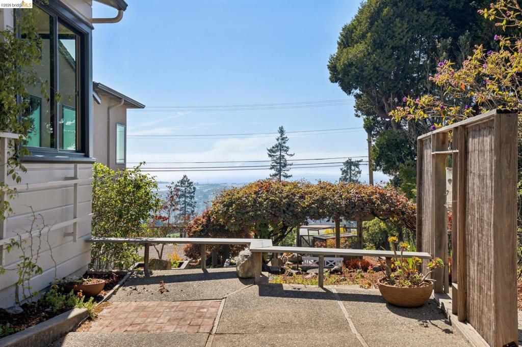 38 Highgate Property Photo 64