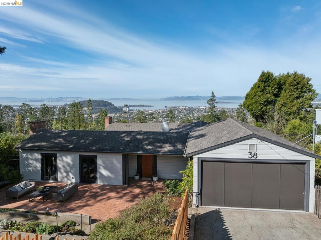 38 Highgate Property Photo 76