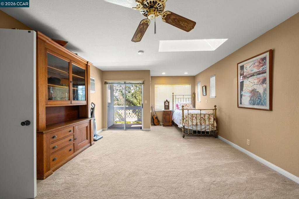 321 Apollo Way Property Photo 53