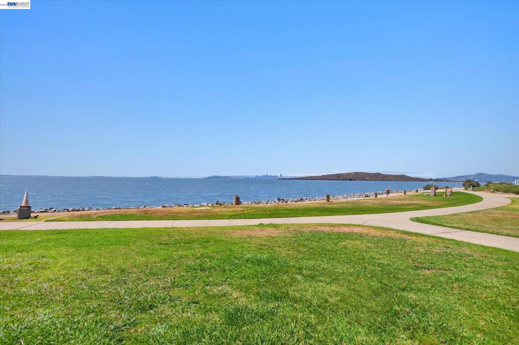 92 Rockport Ct Property Photo 44
