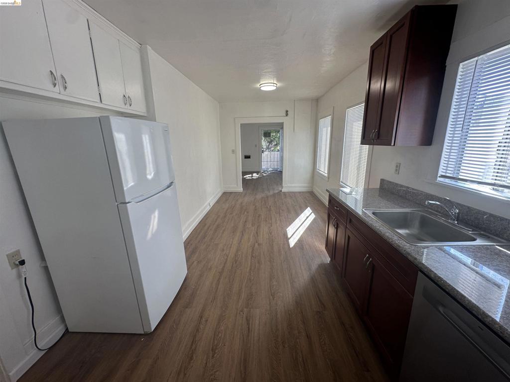 3316 Macarthur Blvd Property Photo 3