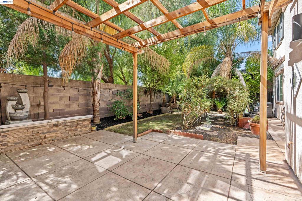 434 W San Juan Dr Property Photo 35