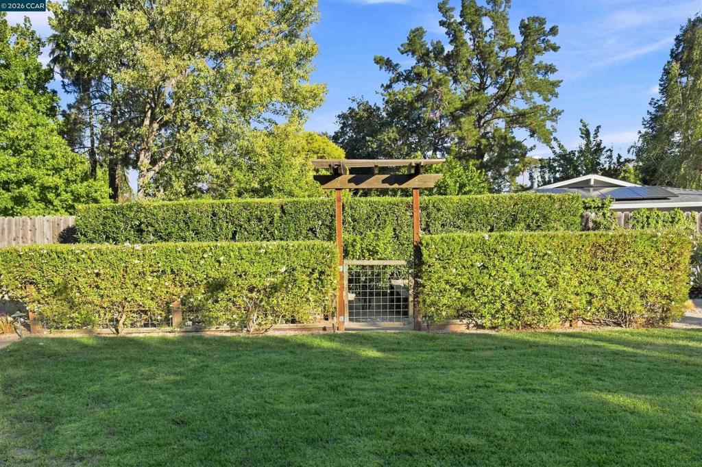1422 Novato Ct Property Photo 25