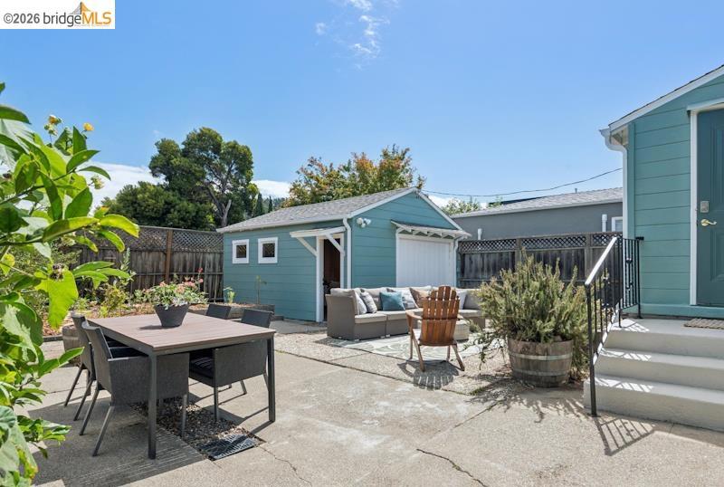 6030 Avila St Property Photo 21