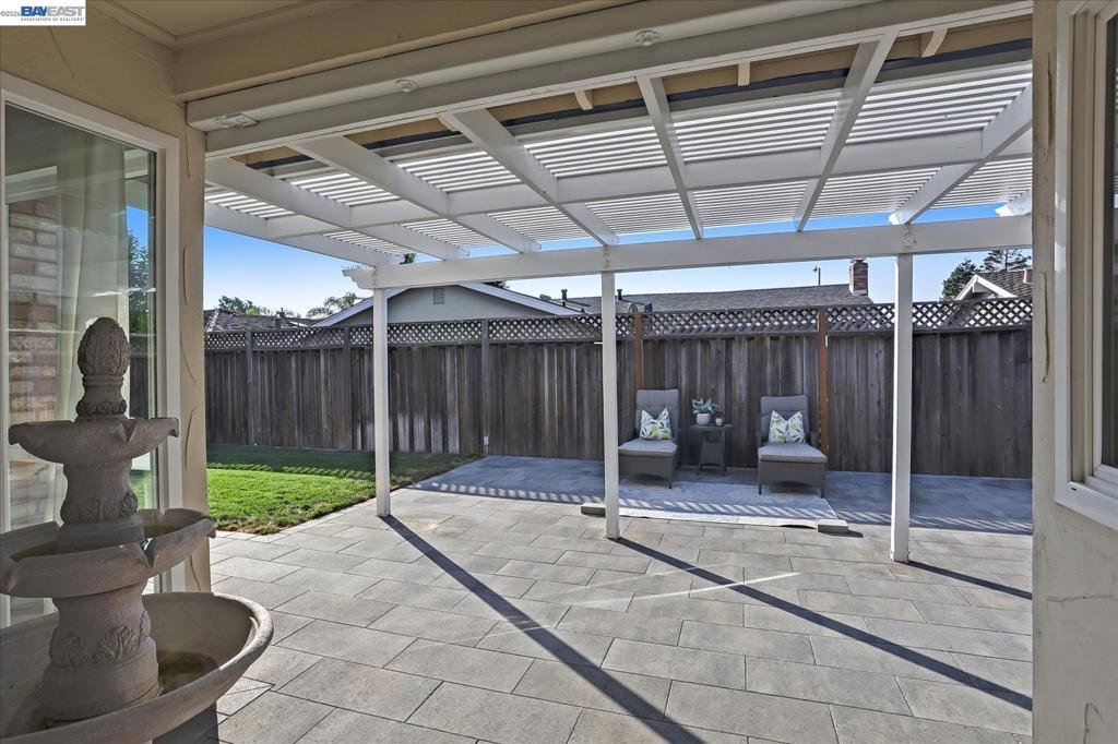 5261 Sussex Pl Property Photo 39