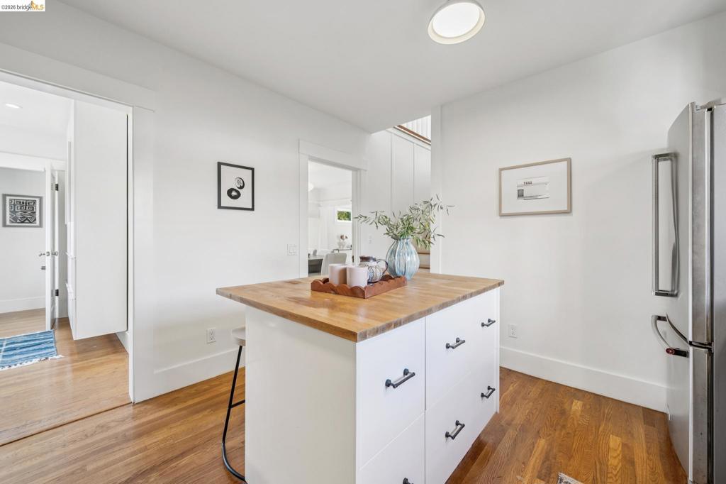1106 Russell St Property Photo 16