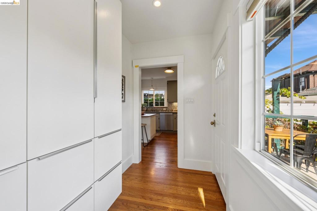 1106 Russell St Property Photo 22