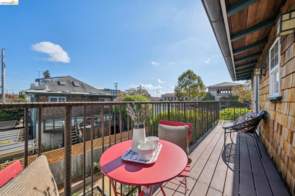 1106 Russell St Property Photo 42