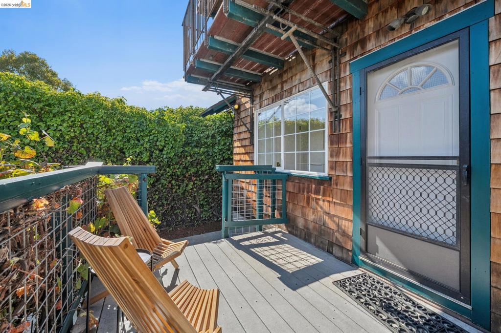 1106 Russell St Property Photo 55