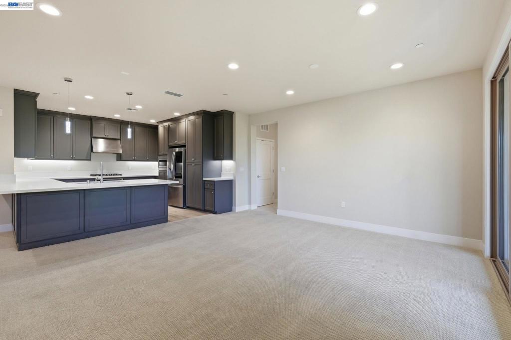 617 Sandalwood Dr 4 Property Photo 19