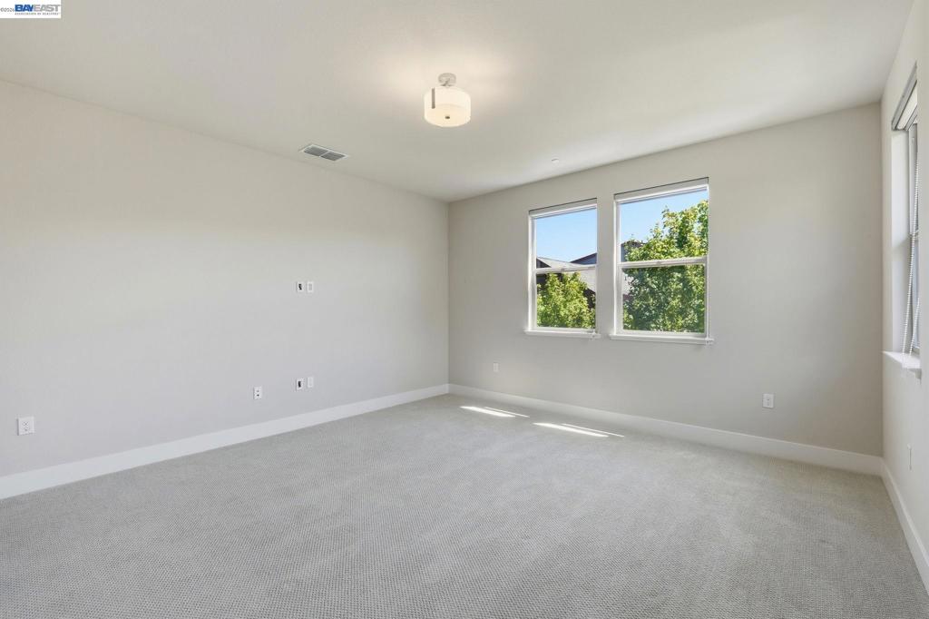 617 Sandalwood Dr 4 Property Photo 25