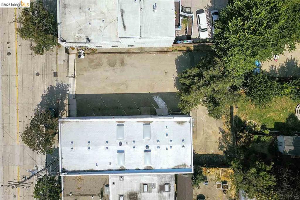 2968 Macarthur Blvd Property Photo 23