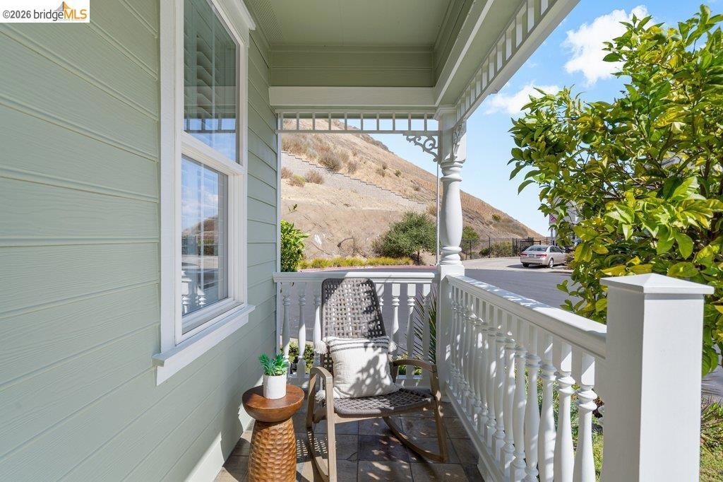 207 Flagship Court Property Photo 2