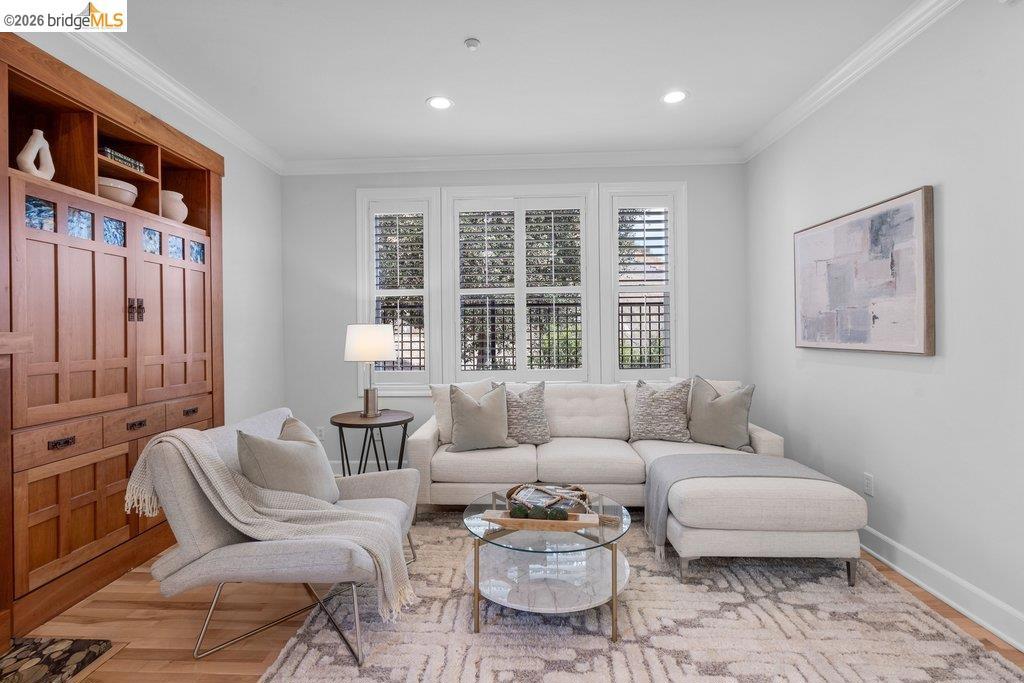 207 Flagship Court Property Photo 8