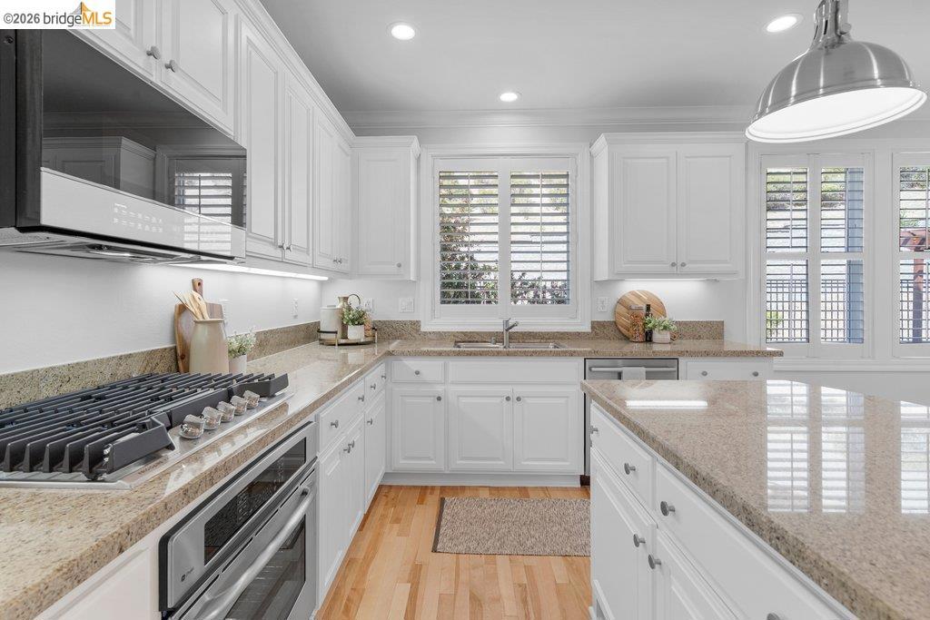 207 Flagship Court Property Photo 13