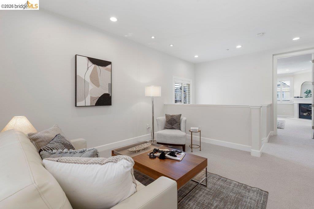 207 Flagship Court Property Photo 26