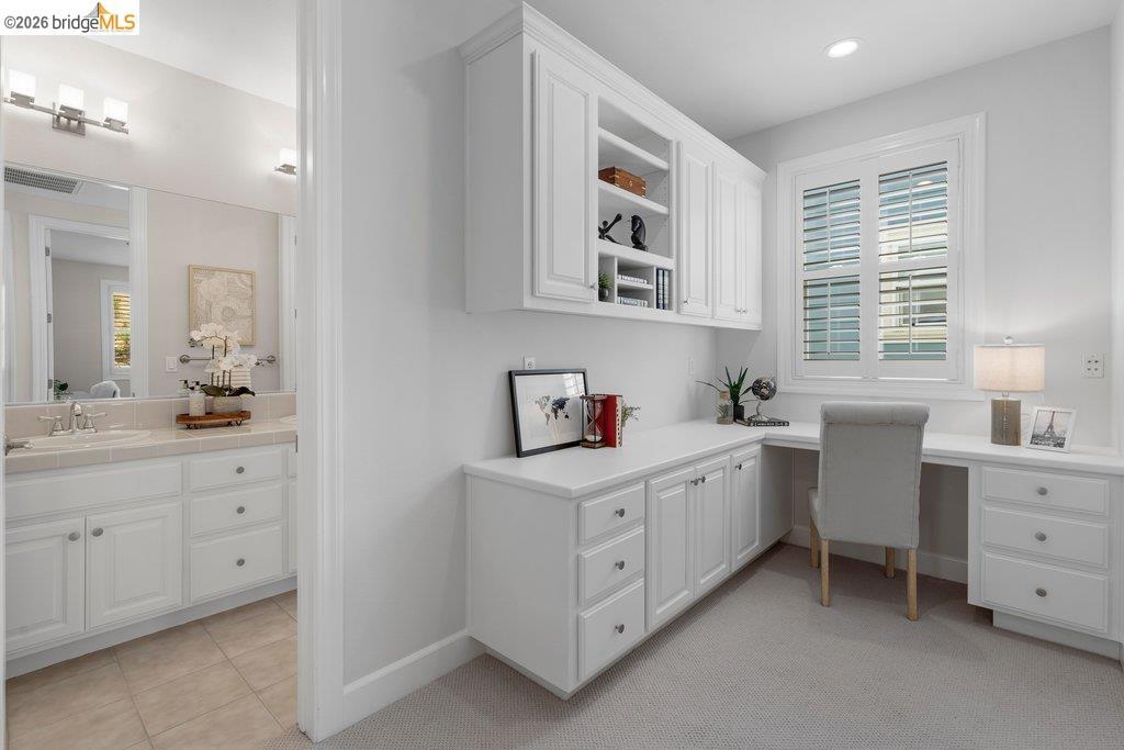 207 Flagship Court Property Photo 38