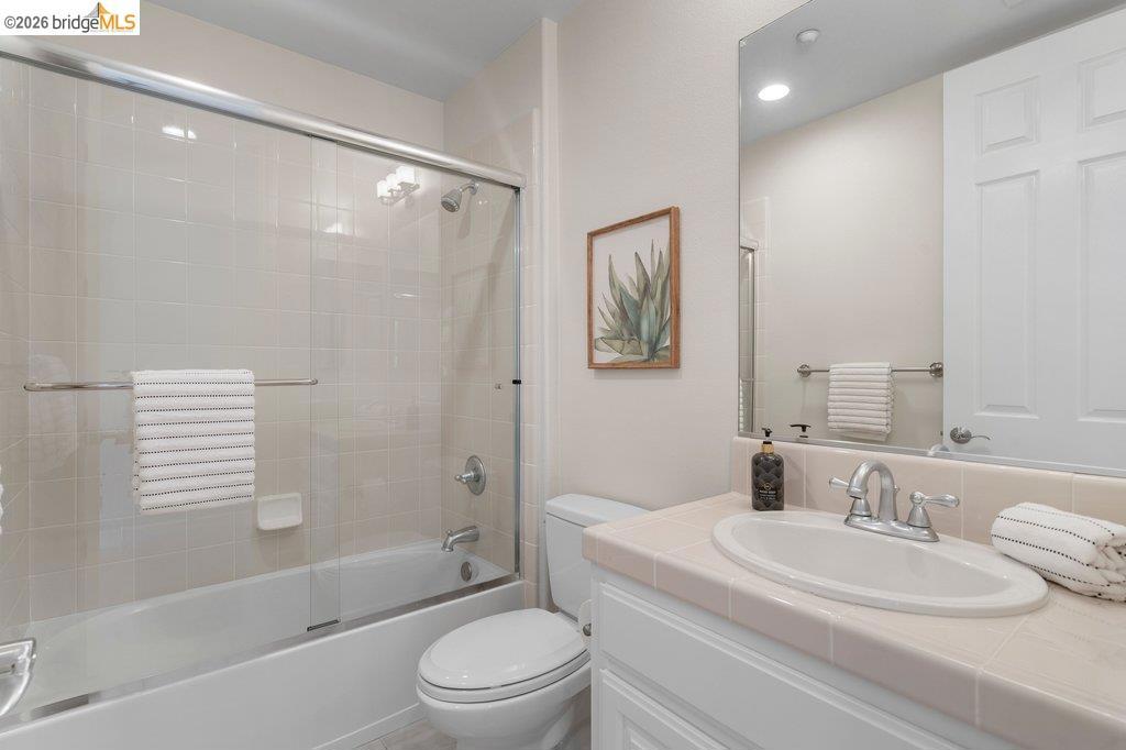 207 Flagship Court Property Photo 44