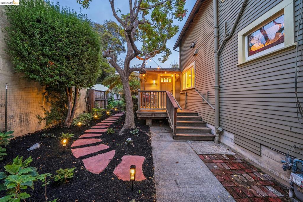 2129 Roosevelt Ave Property Photo 31