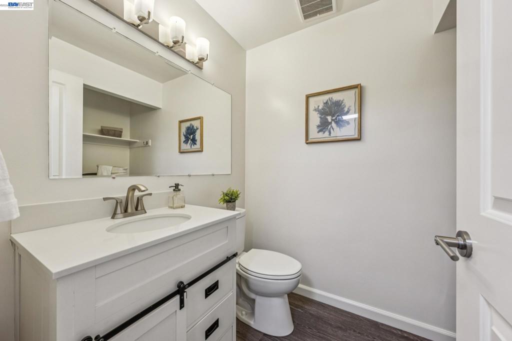 1814 Wildbrook Ct C Property Photo 28