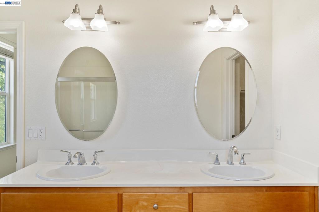 7981 Bellina St Property Photo 21