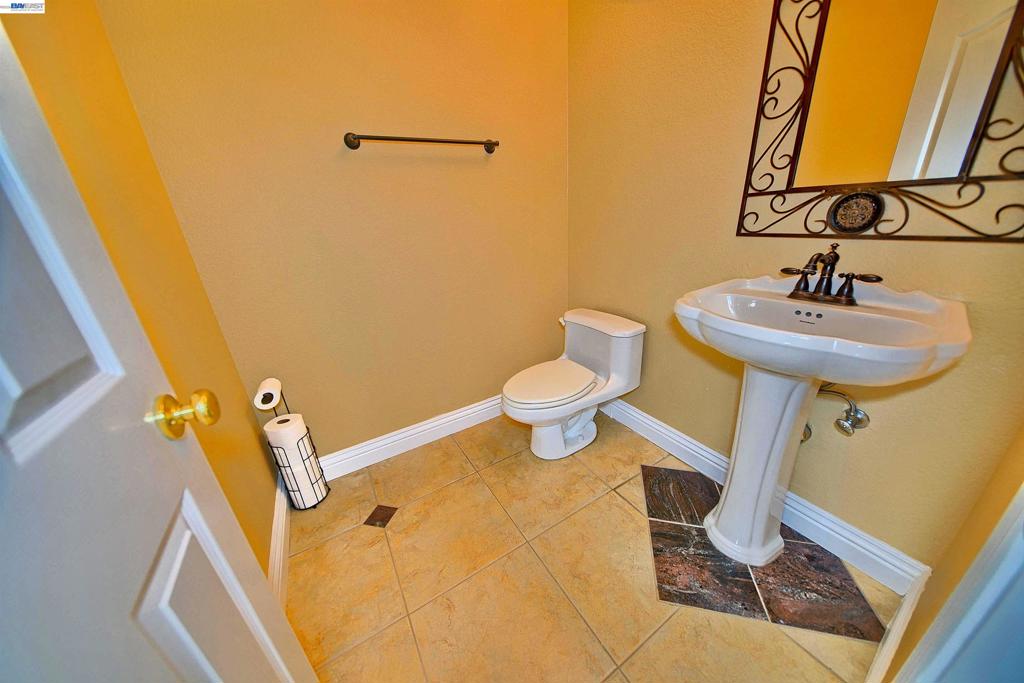 6472 Owl Way Property Photo 15