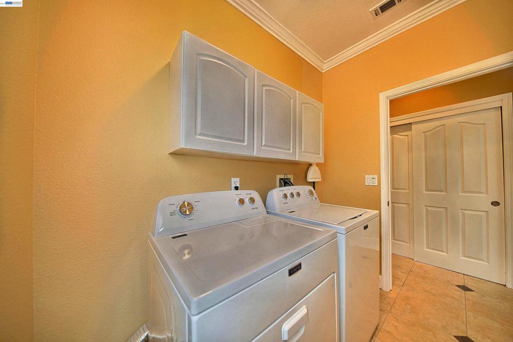 6472 Owl Way Property Photo 17