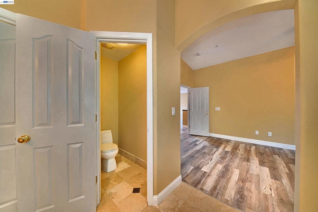 6472 Owl Way Property Photo 20