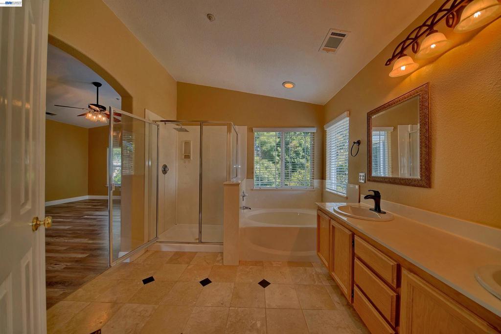 6472 Owl Way Property Photo 21