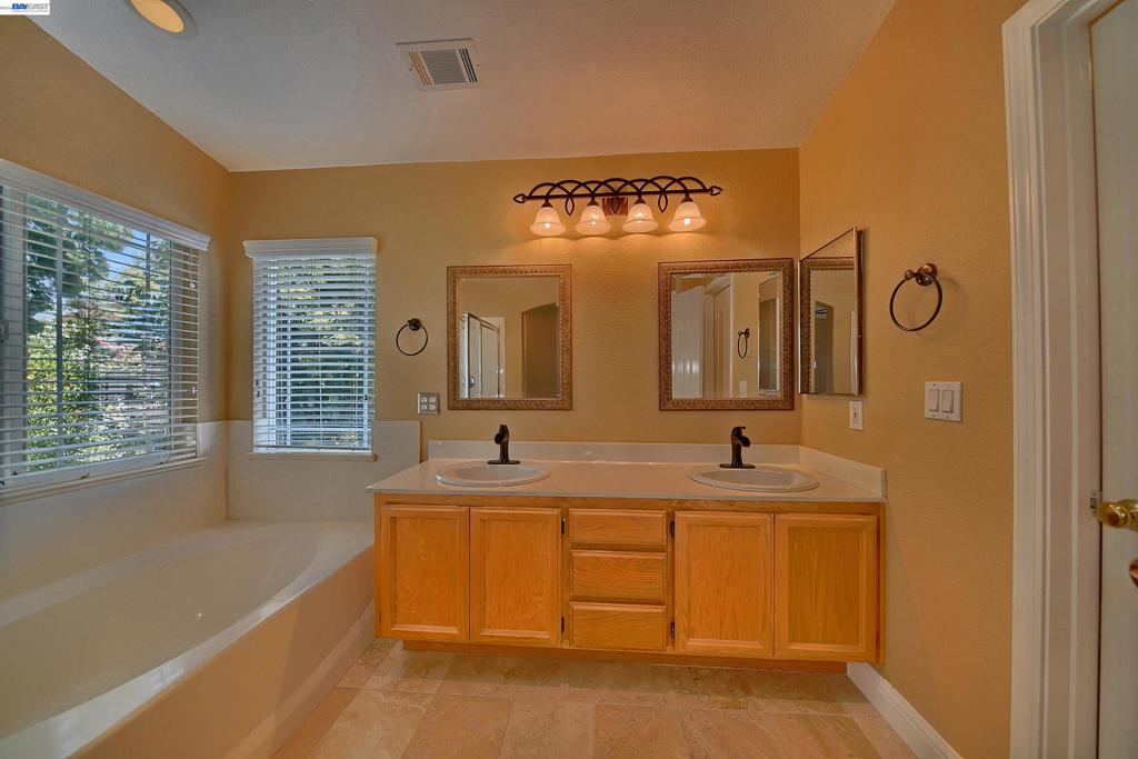 6472 Owl Way Property Photo 42